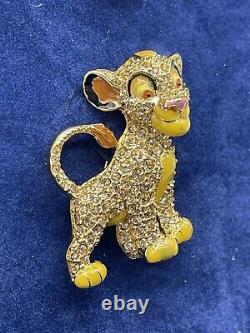 Rare Disney Swarovski Le Roi Lion Simba Broche Nouvelle