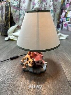 Super Rare 1989 Lion King Lamp Working
 
<br/>  	Travail de lampe Lion King 1989 super rare