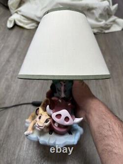 Super Rare 1989 Lion King Lamp Working 

  <br/> Travail de lampe Lion King 1989 super rare