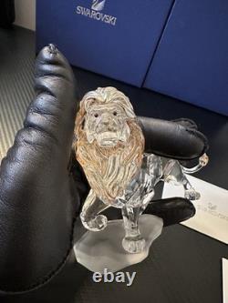 Swarovski Disney Le Roi Lion Mufasa 1048265 – Figurine en cristal retirée de la collection, avec boîte et certificat d’authenticité