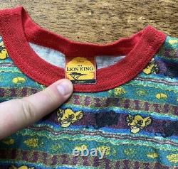 T-shirt vintage Lion King des années 90 rare pour enfants taille 4 Disney avec Simba rayé