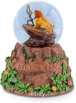 The Bradford Disney The Lion King Musical Glitter Globe Avec Des Personnages Tournants