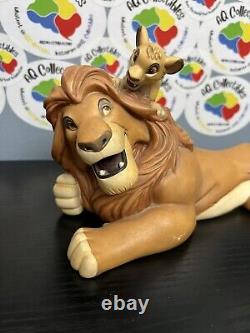 Traduisez ce titre en français : WDCC Disney Le Roi Lion Les Amis pour Toujours MUFASA et SIMBA Série Hommage Figurine